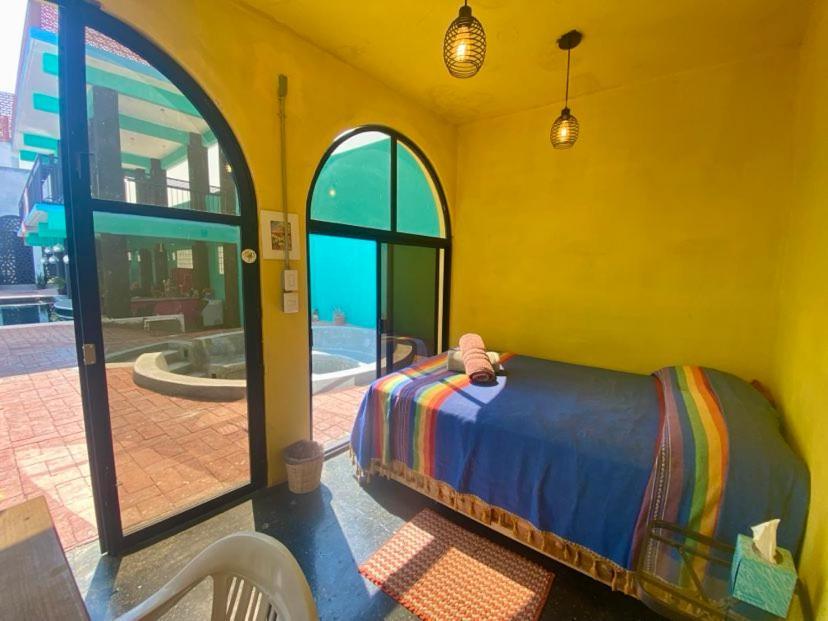 Hierve El Agua Eco Hostel - Confetti Pool Club San Pablo Villa de Mitla 外观 照片