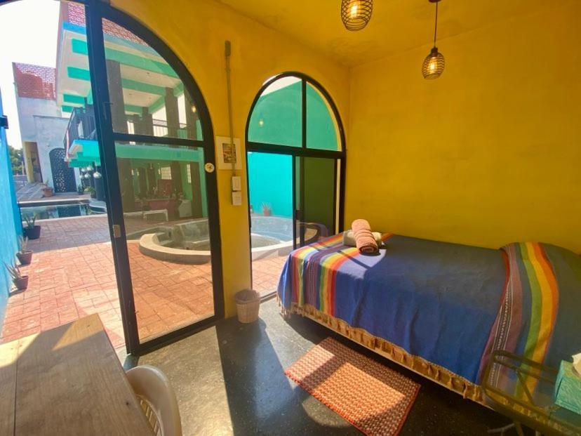 Hierve El Agua Eco Hostel - Confetti Pool Club San Pablo Villa de Mitla 外观 照片